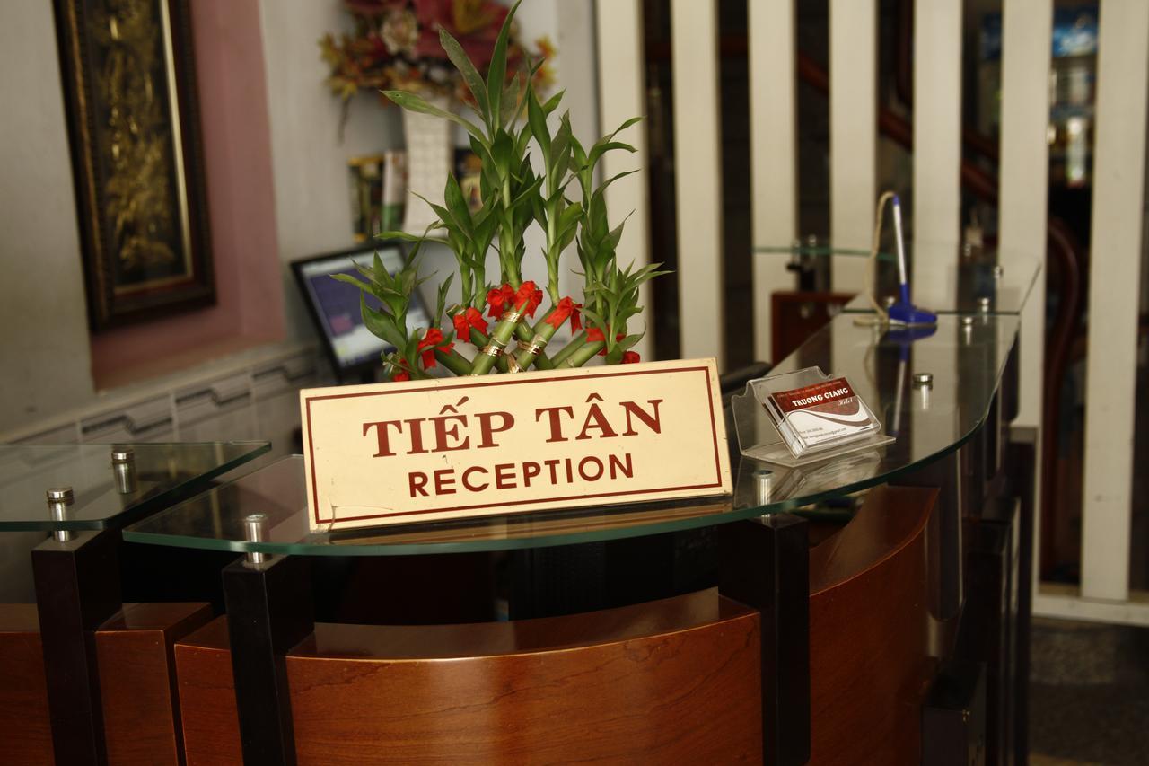 Truong Giang Hotel Ho Chi Minh City Bagian luar foto
