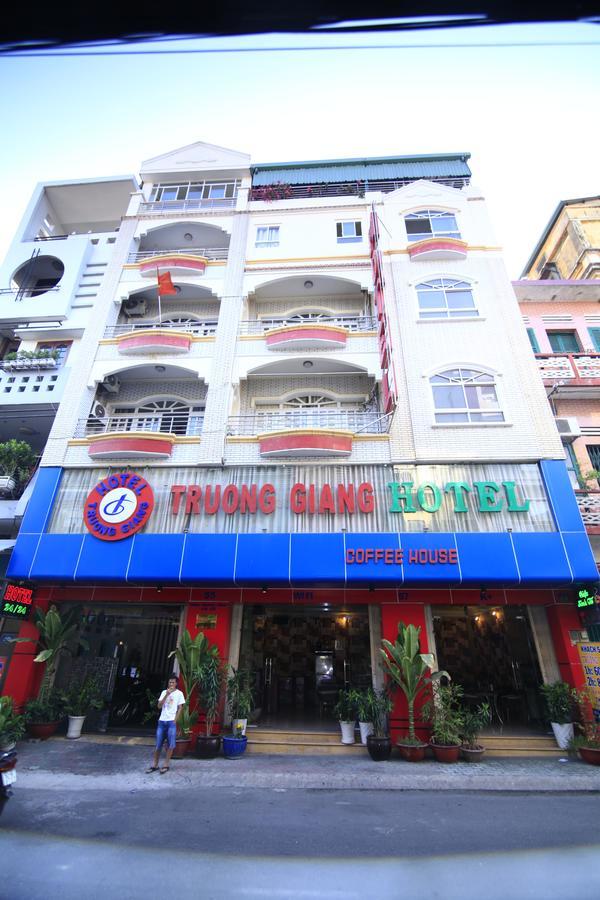 Truong Giang Hotel Ho Chi Minh City Bagian luar foto